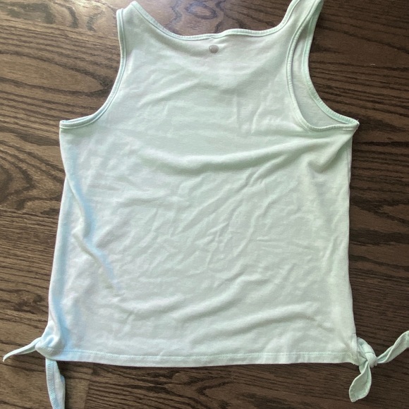 Yogalicious Girls Tank Top w Tie Sides L/12 EUC - Picture 2 of 3